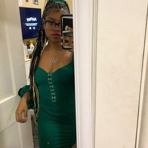 XS Mini Dress
Long Sleeve